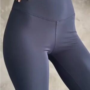 Oysho Grey High-Waisted Seamless Leggings Size XS